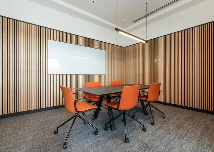 The Cornerstone Two By At 아파트