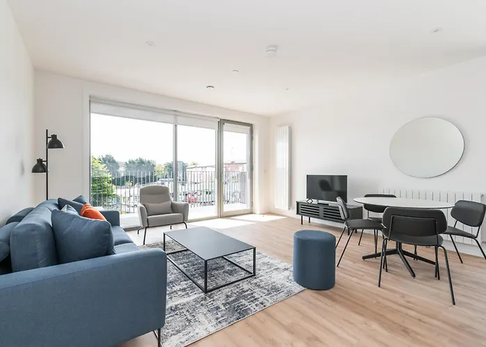 The Cornerstone Two By At شقة