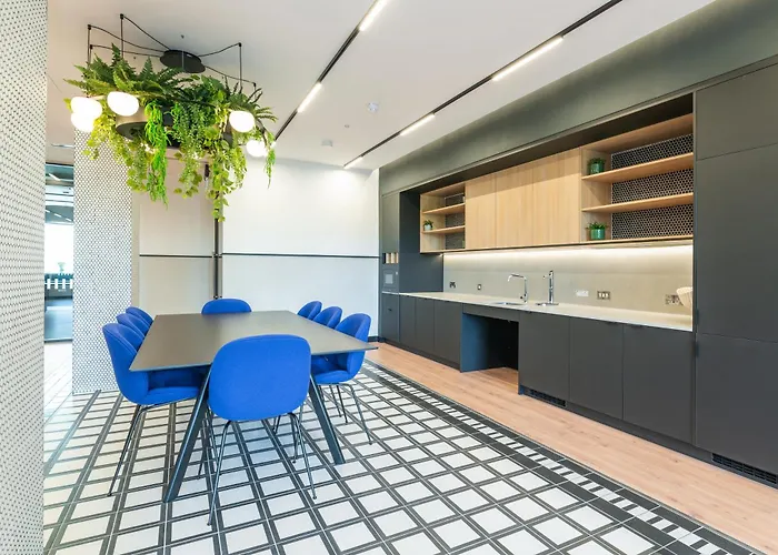 아파트 The Cornerstone Two By At