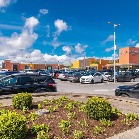 アパート The Cornerstone Two By At *